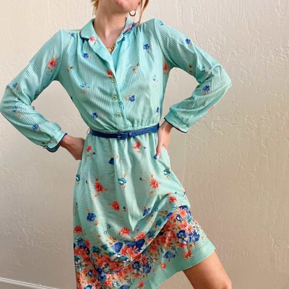 Vintage 1970's Blue Floral Long Sleeve Belted Button Up Dress